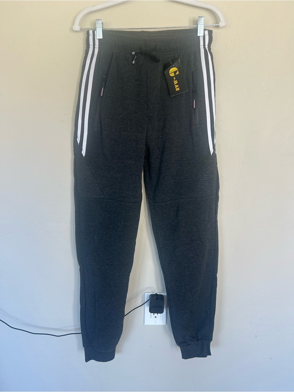 Men dark grey joggers Side Stripe Size Large  (1678)